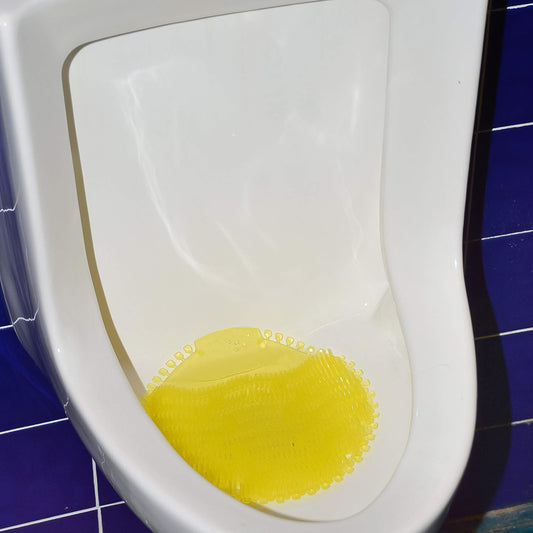 04_ebfb3ef0-1e33-4bf4-accd-a181b3e050be.jpg Urinal Screen Deodorizer Mat (1 Pc)